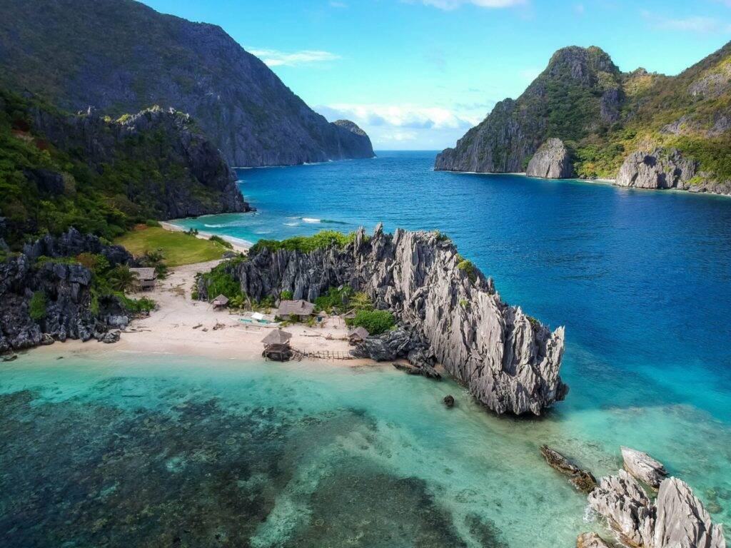 beautify areal view of ocean and Philippines